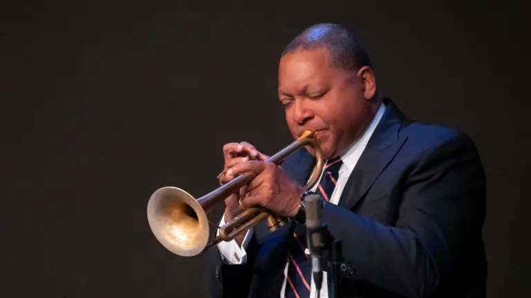 Jazz at Lincoln Center Orchestra with Wynton Marsalis: Big Band Holidays
